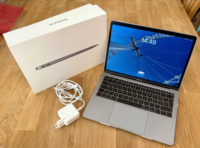 Apple MacBook Air 13,3'' Grau 2018 i5 1,6GHz 8GB 128GB SSD A1932
