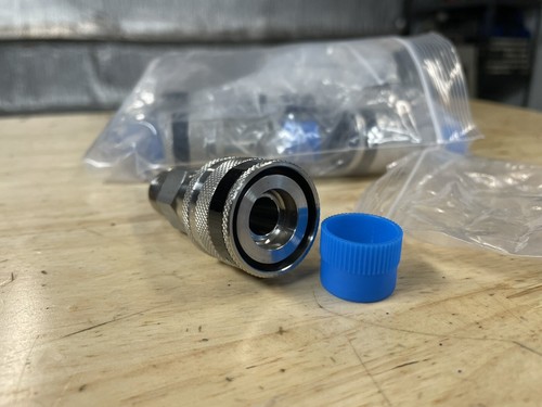 DK-LOK QUICK CONNECT FITTING SS-QC6-B-6PMK1 3/8 NPT 3/8 TUBE. - Picture 3 of 4