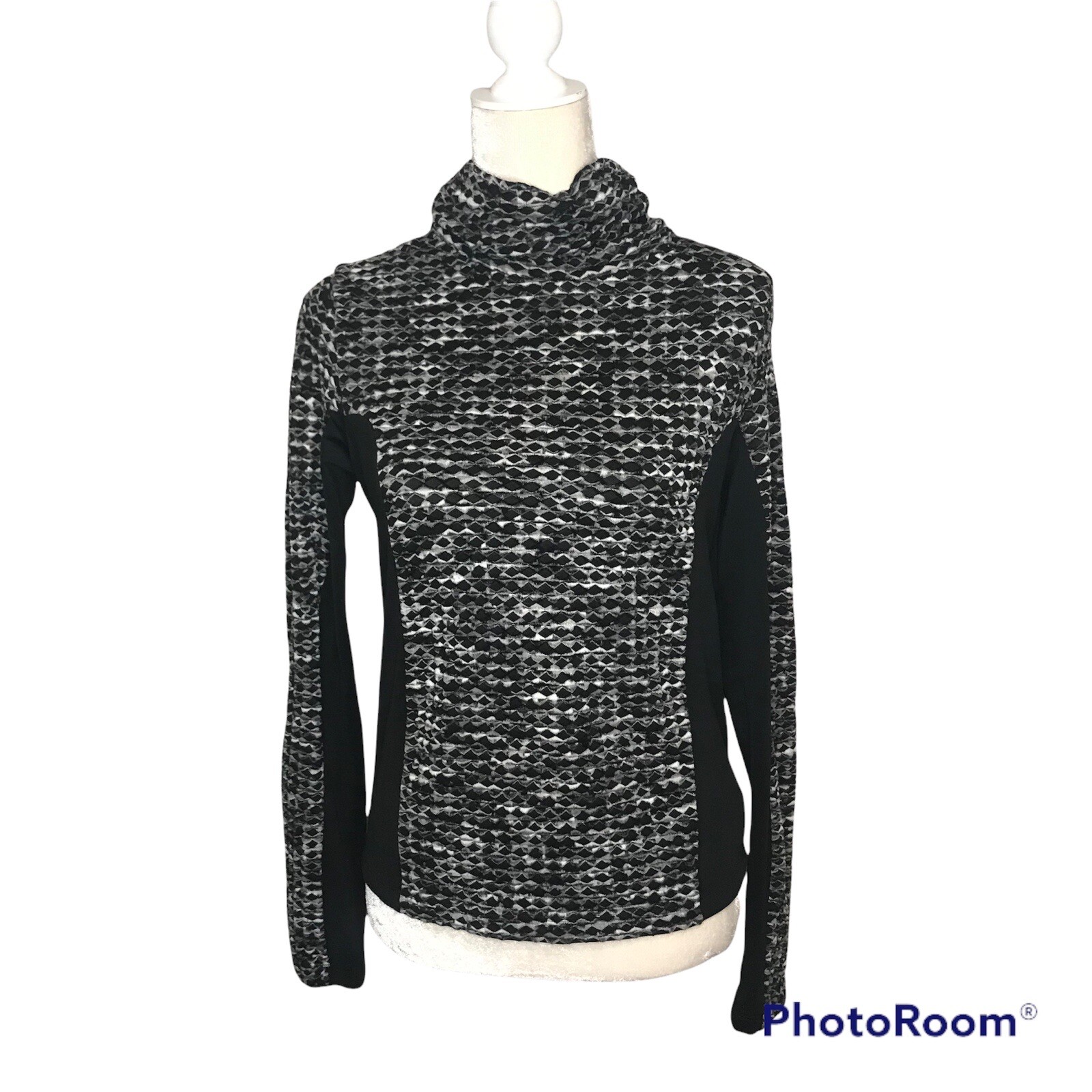 Nike Hyperwarm Mock Neck Fitted Training Pullover… - image 1