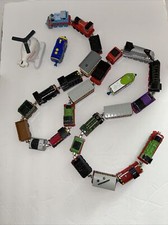 thomas the train megnetic train set lot of 27