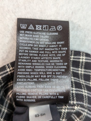 Uniqlo Skirt Skort Womens Small Black Check Shorts Back Elastic Waist Casual - Picture 14 of 15