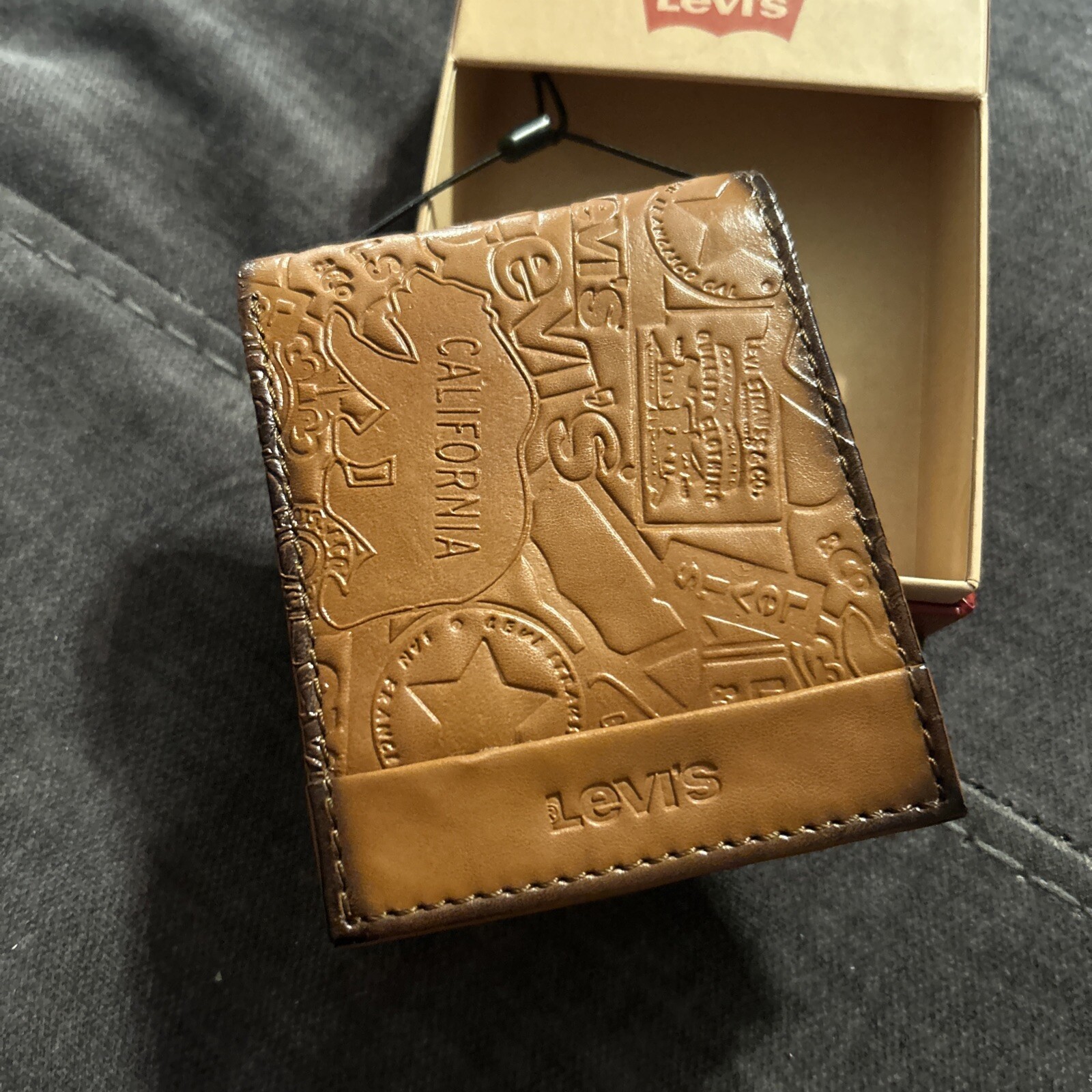 Picture 3 of 6