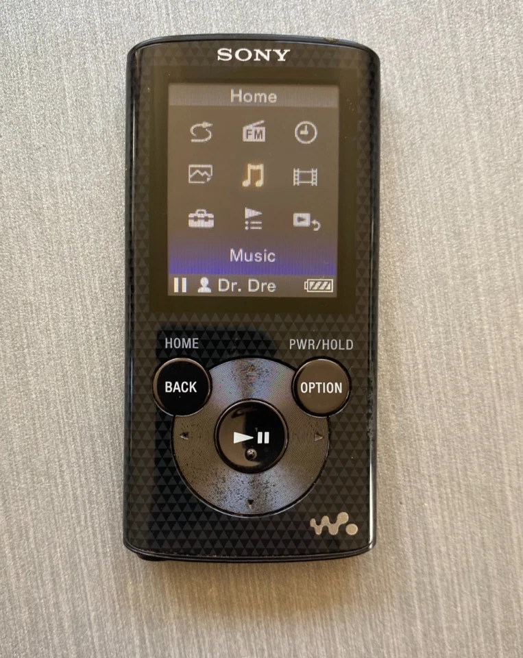 Sony Walkman 8GB FM Radio MP3 Digital Media Player NWZ-E384 Black + Charger - Image 4 of 4