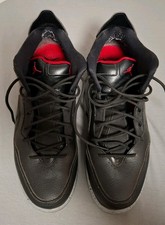 Jordan Herren Courtside 23 Sneaker Schwarz Rot Leder Jumpman-Logo High-Top, 45,5