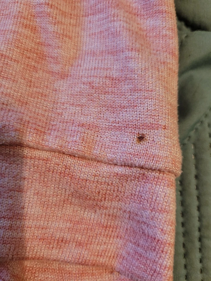 Conjunto de pijama pequeño rosa fuera de este mundo Foto 3 de 4