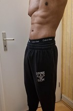 boohooMAN Bronx Gym Jogginghose Schwarz   Ove...