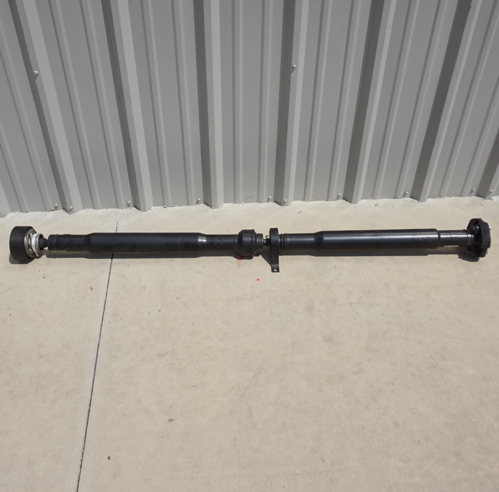 2014 - 2017 Maserati Ghibli 3.0L RWD Rear Drive Shaft Propeller 670008545 OEM