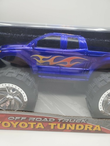 toyota tundra off road truck friction powered new authentic toy car big kids toy - Picture 6 of 12