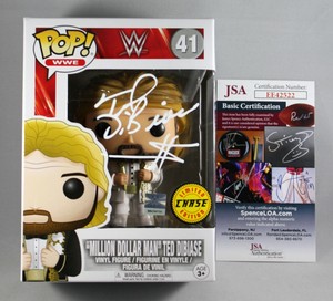 wwe funko pop chase