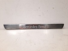 Einstiegsleiste Vorne Rechts Abdeckschiene Beleuchtet Mercedes W176 A2466805400 Einstiegsleiste Vorne Rechts Abdeckschiene Beleuchtet Mercedes W176 A2466805400