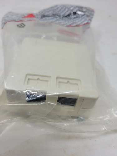 Siemon sm assembly 2 port cat5 t568a light ivory quantity of (46) - Picture 7 of 9