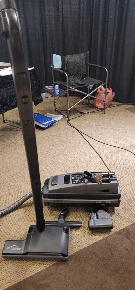 Aerus Electrolux Bodenstaubsauger Modell 2016-2023 schwarz Lux Legacy  - Bild 3 von 4