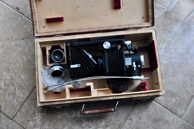 Leitz Macro Bellows UXOOR with Angle Finder & Case for Leica Camera