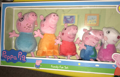 Peppa Pig Boxed Family Fun Set Stuffed Doll Set of 5 Mummy Daddy George Suzy