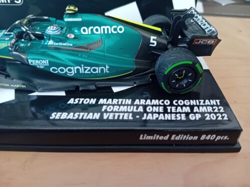 Minichamps 1:43 Aston Martin AMR22 Sebastian Vettel - 2022 Japanese Grand Prix - Picture 4 of 10