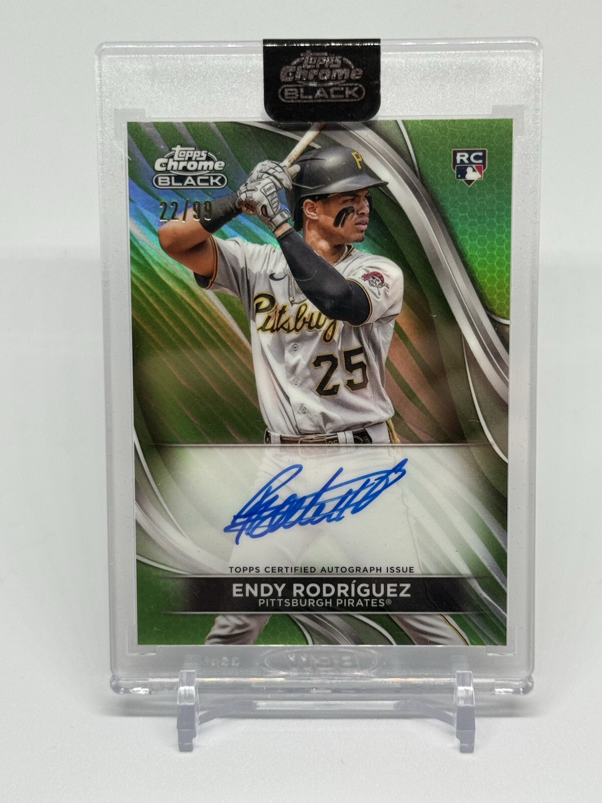 2024 Topps Chrome Black Endy Rodriguez Auto Green Refractor /99 SP RC Pirates
