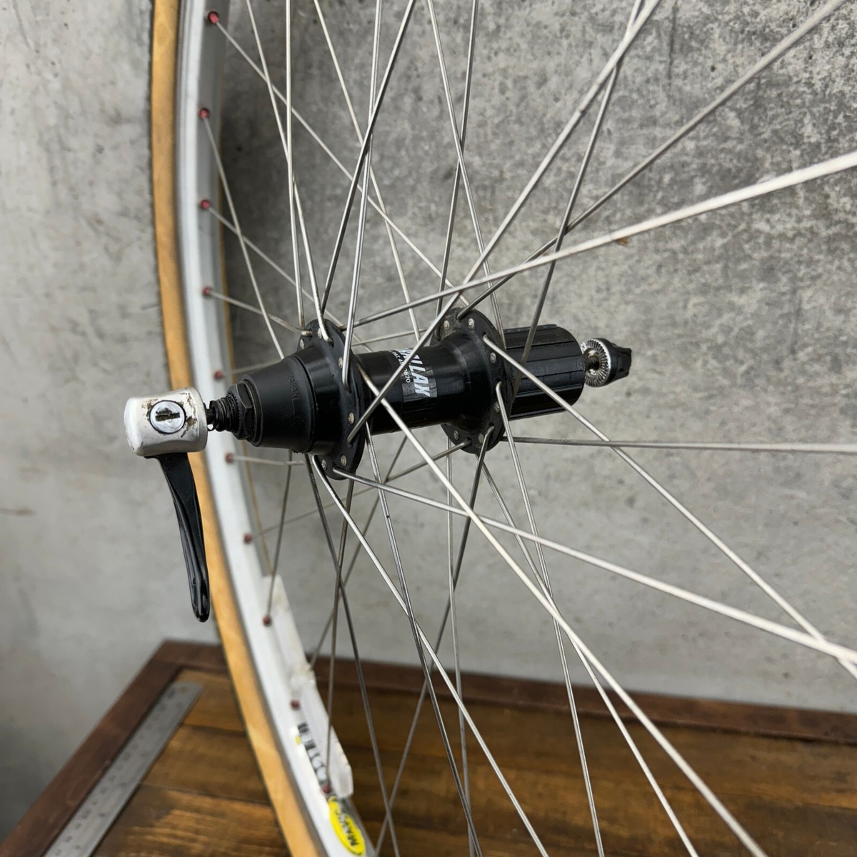 Vintage Mavic X221 26 in Mountain Bike Wheel Set Gary Fisher Vintage Mavic X221 26 in Mountain Bike Wheel Set Gary Fisher
