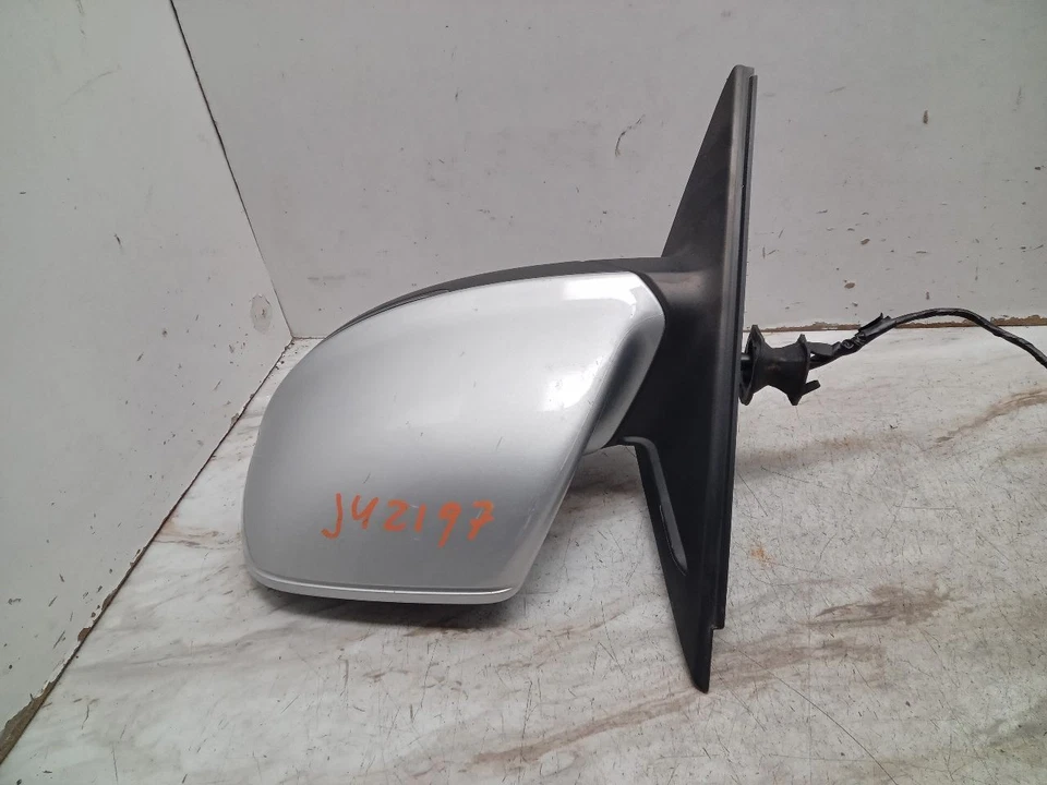 Used Left Door Mirror fits: 2010 Audi Q5 Power w/lighting package opt QQ1 w/o bl Foto 2 de 4