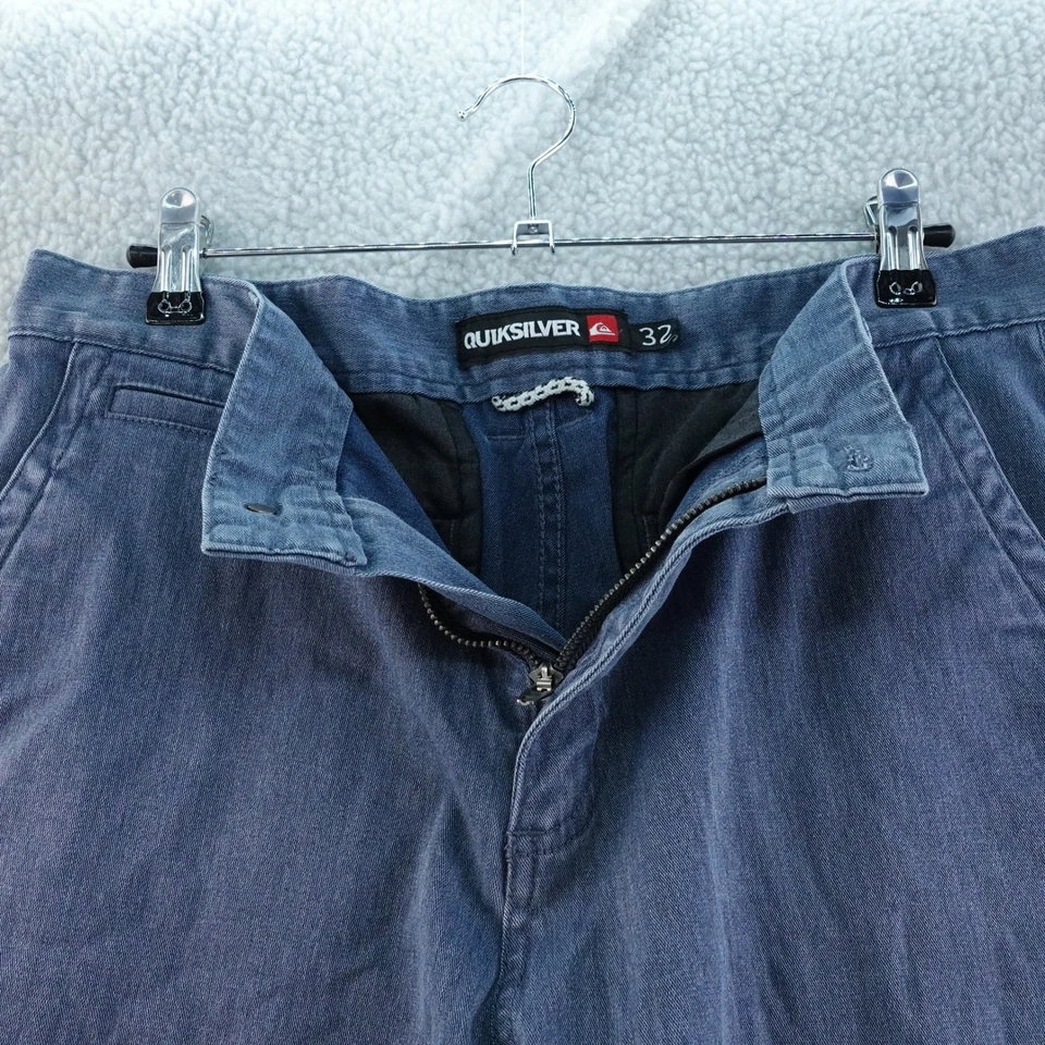 Shorts jeans masculino Quiksilver 32 (adequado para 30) y2k skatista grunge sujo - Imagem 2 de 4