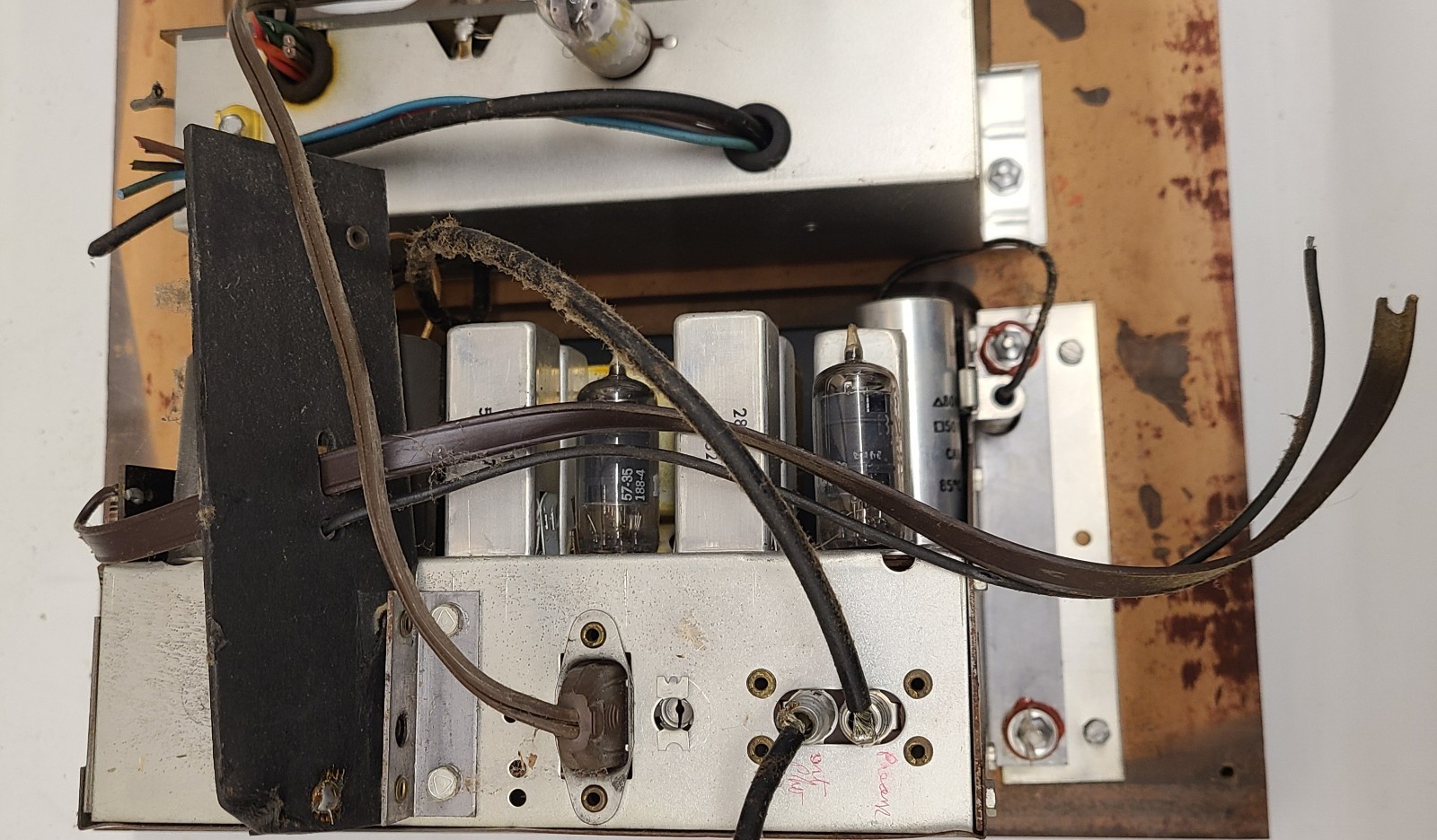 Vintage Dumont Tube AM/FM Radio Reciever Untested W/ Turntable Base