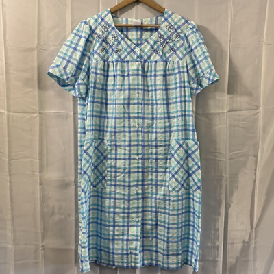 #ad Vintage Womens M Seersucker Snap House Coat Robe Pajamas Blue Plaid Pockets $18.99