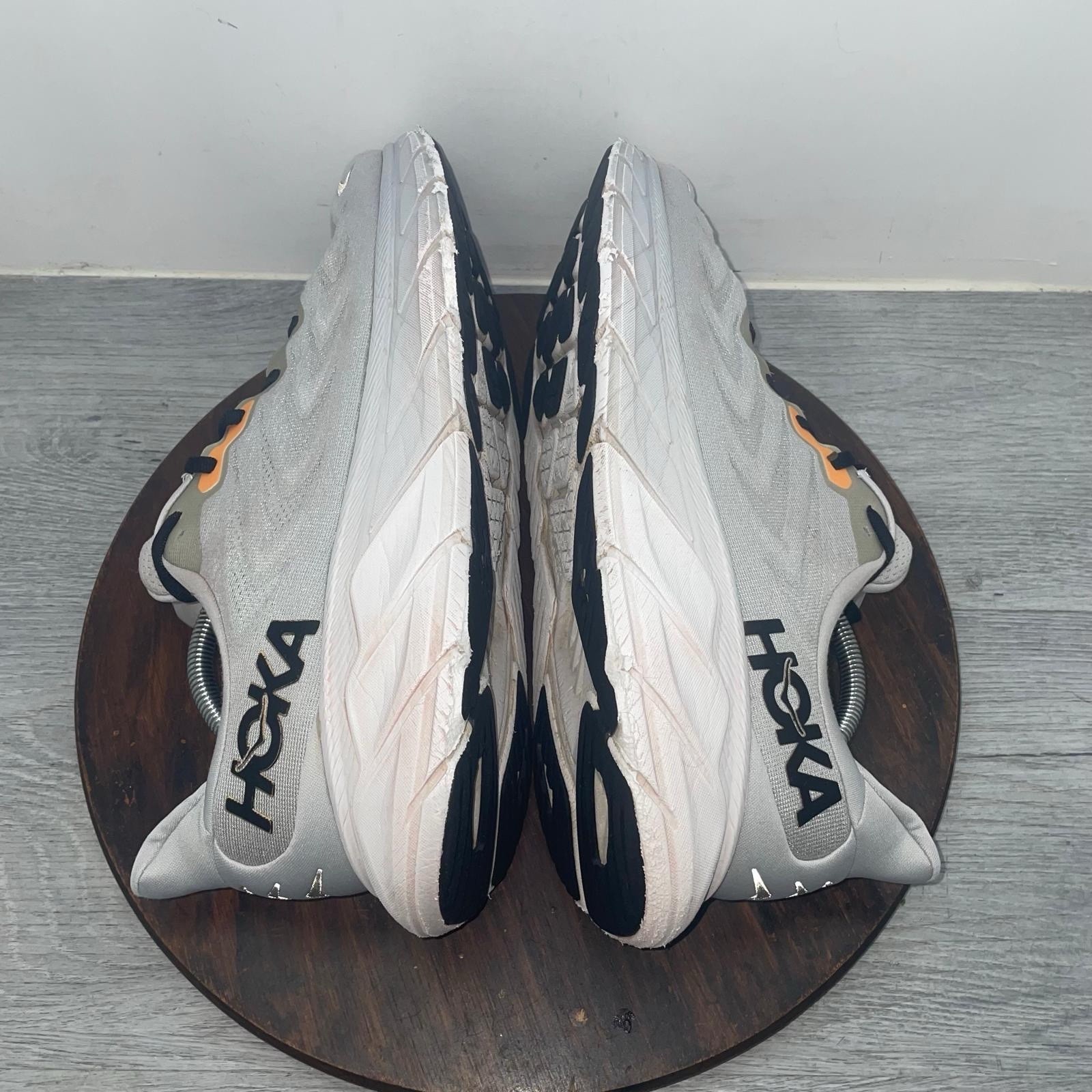 Hoka One One Arahi 6 Running Shoes Mens Size 12 D Gray White Lightweight ProFly thumbnail 8