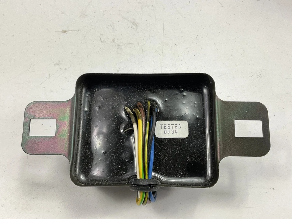 Regulador de voltaje Carquest VR153 para 1979-1981 Mazda B2000, 1977-1978 B1800 Foto 4 de 4