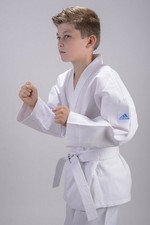 adidas Kinder Karateanzug Evolution 2 in 1, K200E, Doppelgröße, Gürtel, 100-200