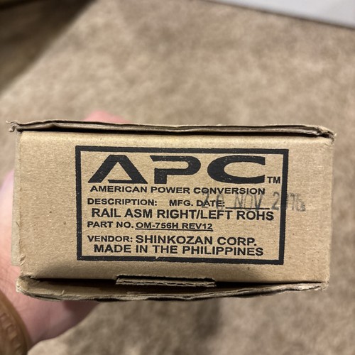 APC OM-756H Rev 12 Sliding Rail Kit Smart-UPS 4-Post Rackmount 65-230LBS 0M-756H