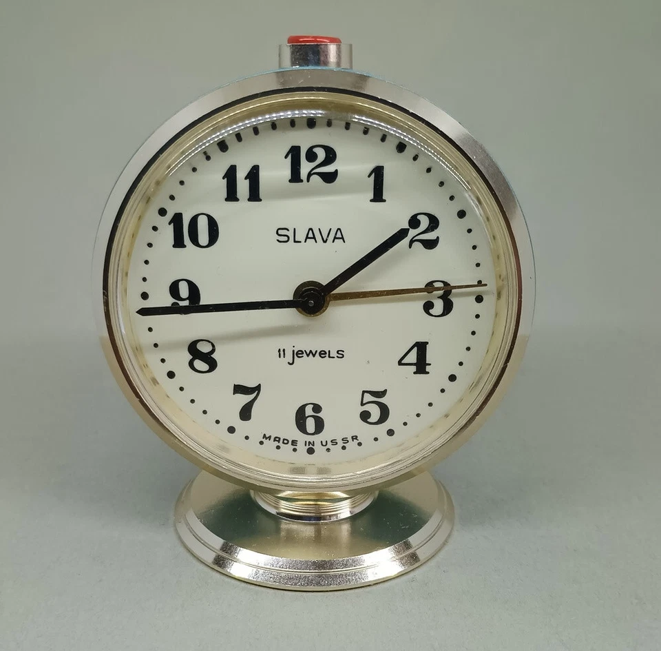 Reloj despertador Slava vintage - Hecho en URSS 1985 | Movimiento mecánico 5671 #26425 Foto 2 de 4