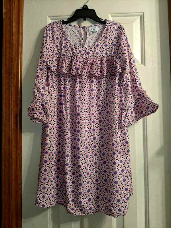  Crown & Ivy Girls Size Med 3/4 Sleeve Dress , EUC