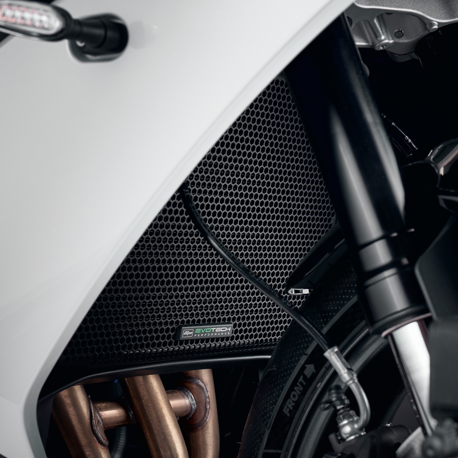 Grille protection radiateur Evotech Triumph Daytona 660 moto sportive
