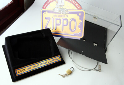 未使用　Zippo 1998年W杯記念品ライター8個セット　付属セット　外箱付属 VINTAGE ZIPPO 1998 LIMITED EDITION COLLECTIBLE LIGHTER DISPLAY