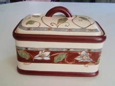 Pfaltzgraff Mission Flower Kitchen Keeper Covered Dish 6-3/4"L Nice!