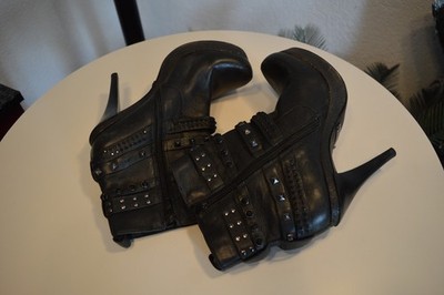 Meine Echtleder-Stiefeletten Gr. 39 schwarz Nieten von BRONX