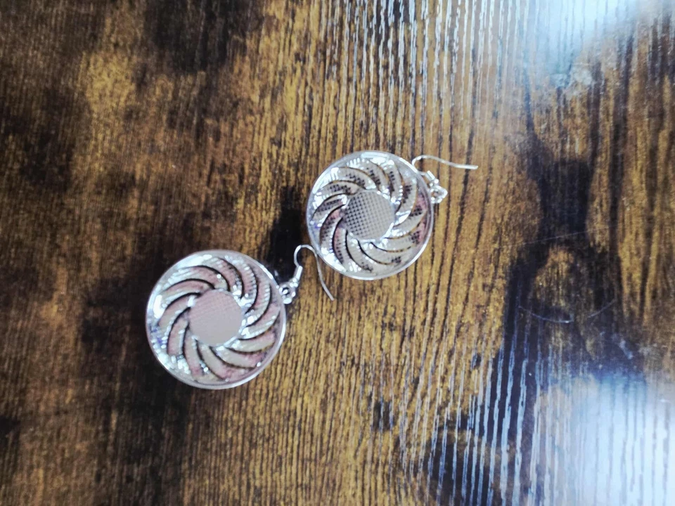 NEW Paparazzi Vintage Vortex Black Earrings Retro Swirl Dangle Lightweight Jewel - Image 4 of 4