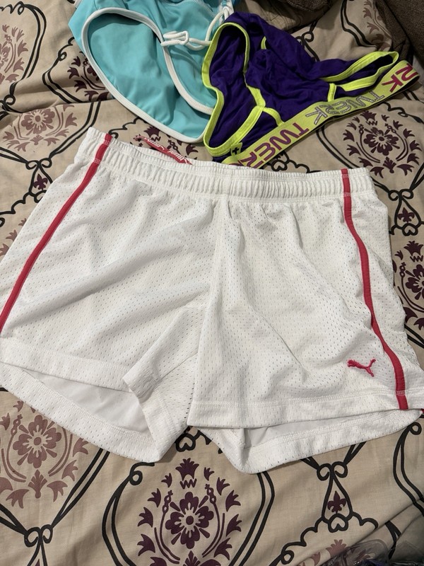 Puma Men's MoveFree 80's Retro Gym Fitness Shorts Large Pink