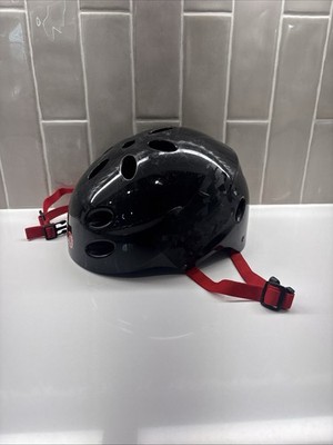Razor V17 Childrens Bike/Scooter/Skateboard Helmet, Glossy Black | 97780 (Used)
