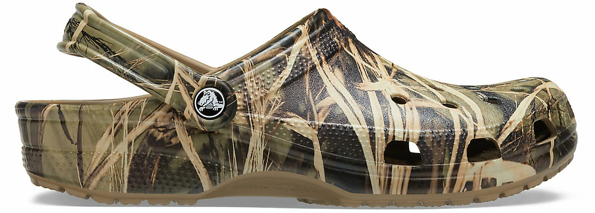 classic realtree v2 crocs mens