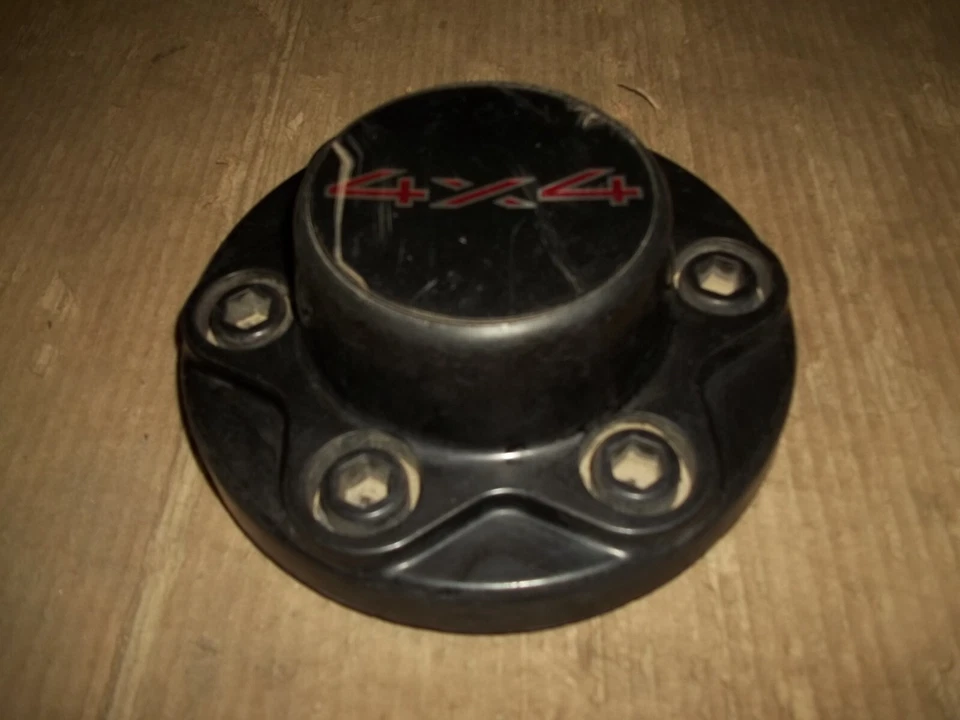 Центральный колпак ступицы обода грузовика 88 89 Chevrolet GMC C2500 крышка ступицы ЧЕРНЫЙ 6 ЗАЖИМОВ - Изображение 2 из 4