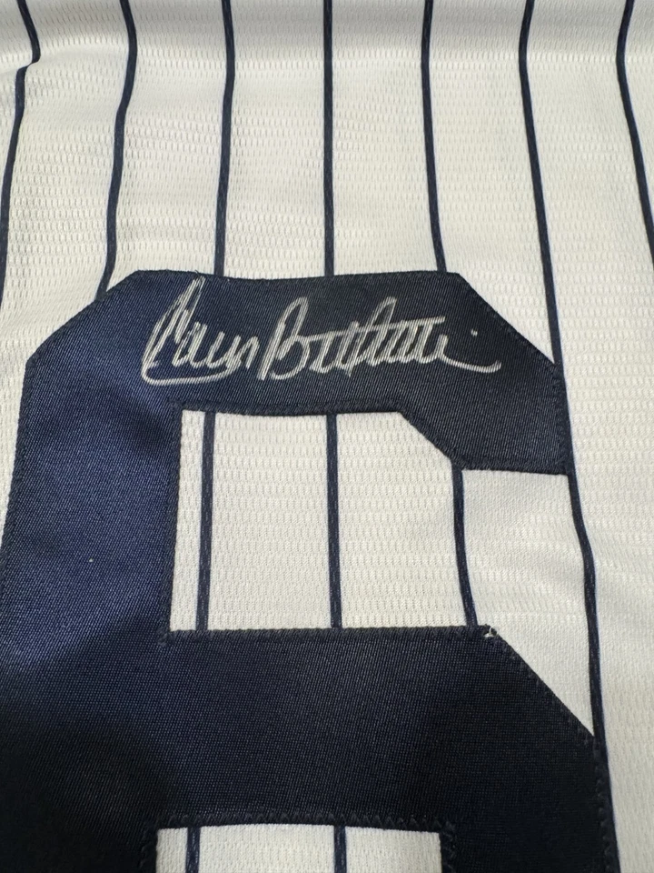 FUTURE HALL OF FAMER CARLOS BELTRAN SIGNED AUTO NEW YORK YANKEES JERSEY JSA CERT - Image 2 of 4