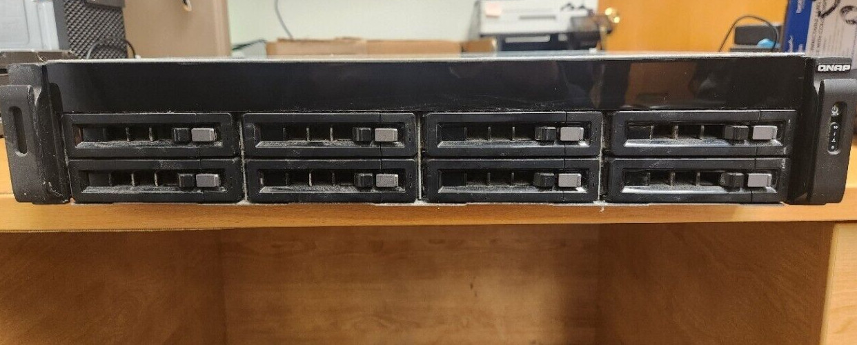 QNAP TS-EC880U-RP, 8 Bays Network Storage