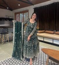 Traditional Designer Bollywood Dark Green Gown With Dupatta Wedding Party Wear