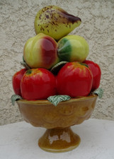 Coupe , corbeille  de fruits pyramide  vintage, céramique trompe l oeil
