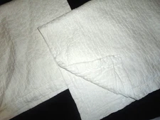 THE COMPANY STORE WHITE CRINKLED MATELASSE (PAIR) KING PILLOW SHAMS 20 X 36