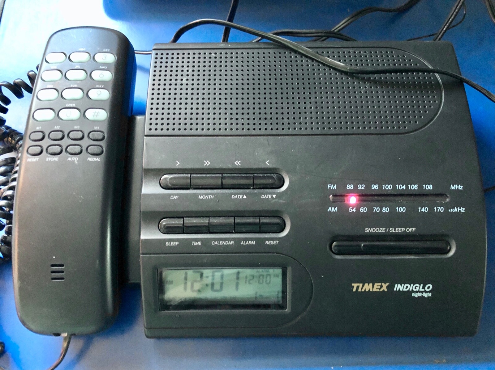 TIMEX Vintage Twin ALARM CLOCK RADIO WITH PHONE CORDED AM/FM Indiglo