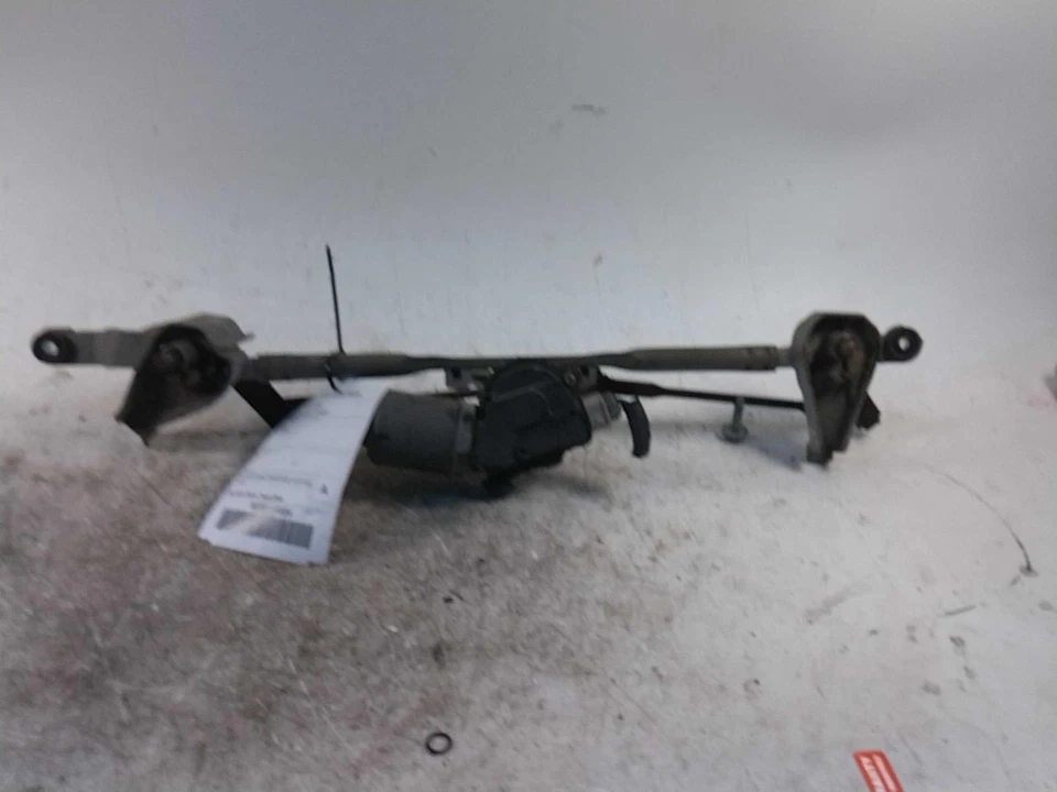 2010 Subaru Forester Wiper Motor OEM 86510SC010 199K Miles Grey - Image 3 of 4
