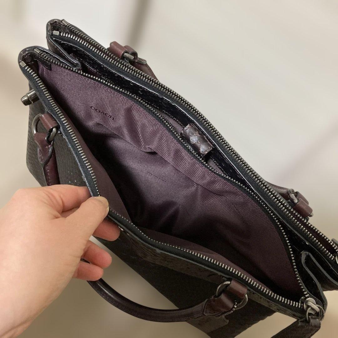 [Rare] COACH Coach Borrow Python Embossed Leather… - image 2