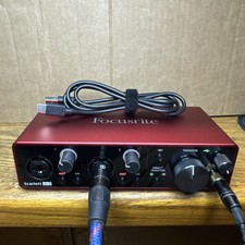 Focusrite Scarlett 2i2 USB Audio Interface 3r...