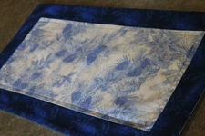 Blue Christmas Frosty Pine Cones 24 X 13 New Handmade Table Runner Toppers